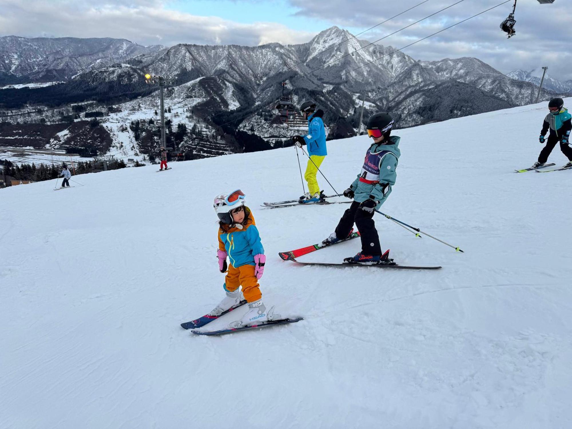 Ishiuchi Ski Center Minamiuonuma Kültér fotó