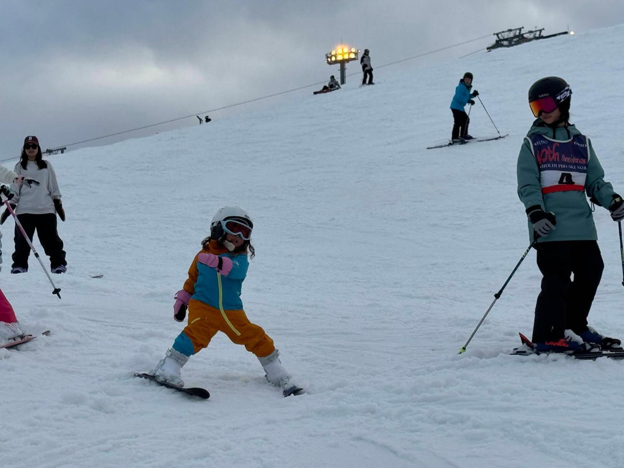 Ishiuchi Ski Center Minamiuonuma Kültér fotó